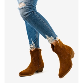 Bota cowboy alta de ante marrón Kainella 2