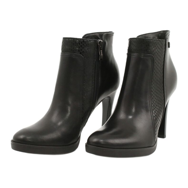 Botas de mujer de piel Arka 7245 negro 1