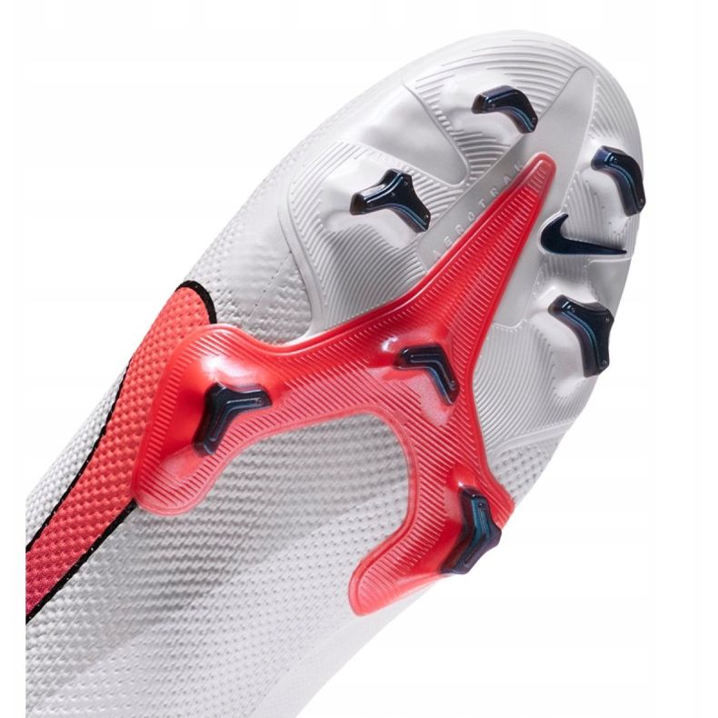Botas de fútbol Nike Superfly 7 Pro Fg M AT5382-163 multicolor blanco 1