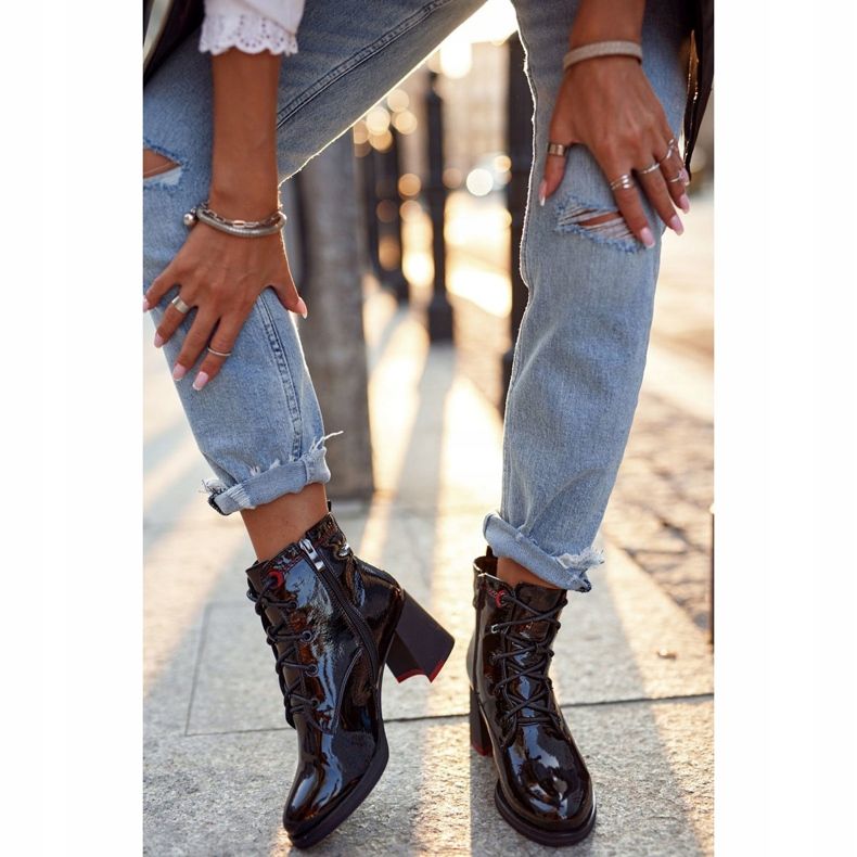 S.Barski Botas De Mujer En Tacón Lacado Negro Do It Better 2 S.Barski Botas De Mujer En Tacón Lacado Negro Do It Better 2