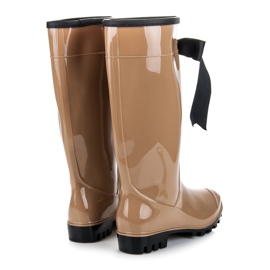 Chanclas beige con protector 4