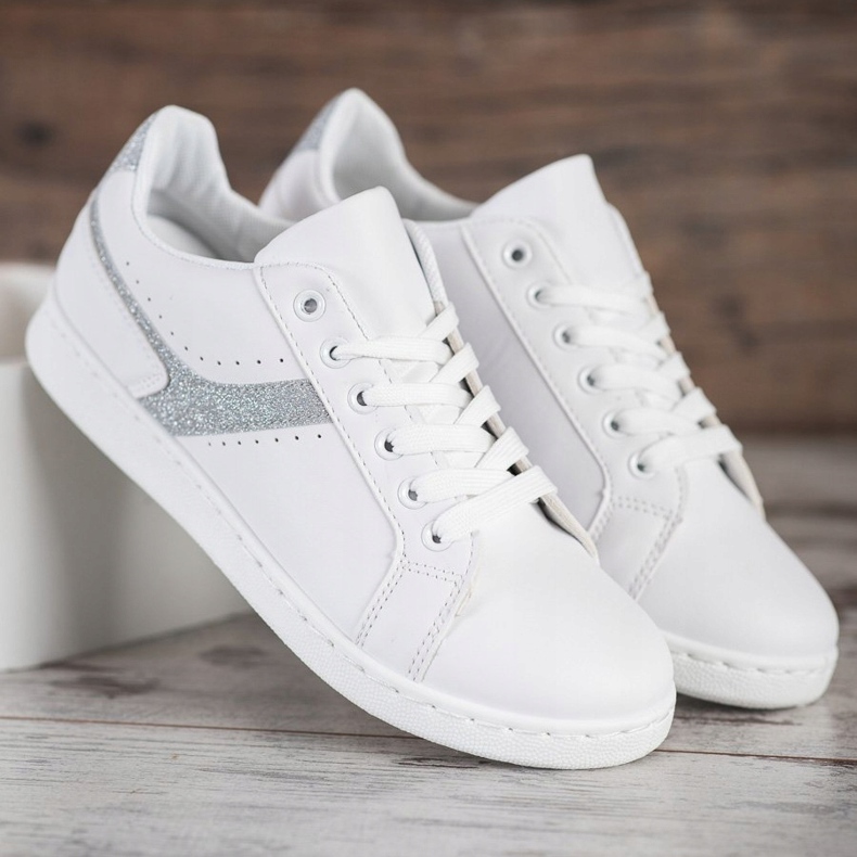 SHELOVET Calzado deportivo de moda blanco 2 SHELOVET Calzado deportivo de moda blanco 2