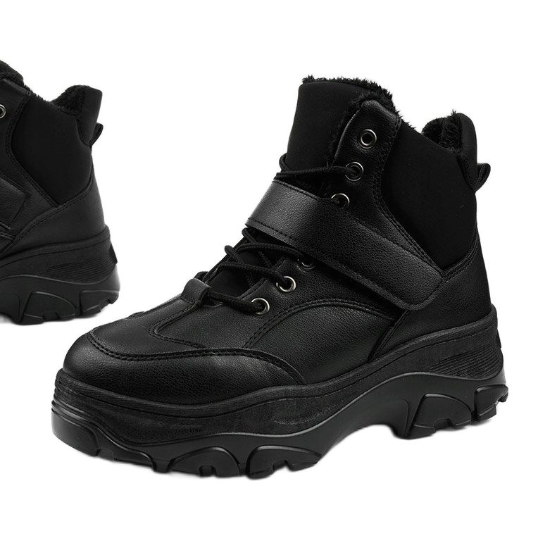 Zapatillas deportivas negras de moda hechas de cuero ecológico Soulsille negro 1