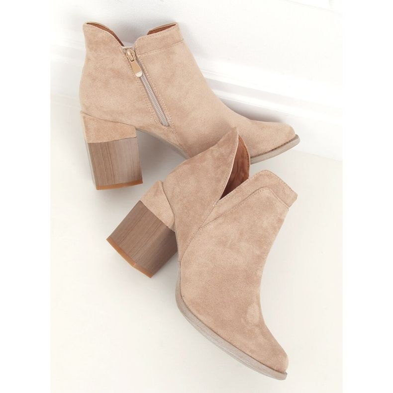 Botas con corte en tacones beige A5703 Caqui 1 Botas con corte en tacones beige A5703 Caqui 1