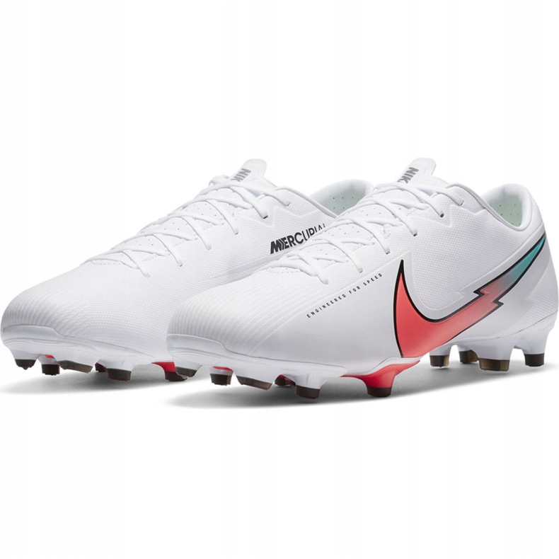Calzado de fútbol Nike Mercurial Vapor 13 Academy FG / MG M AT5269 163 blanco 2 Calzado de fútbol Nike Mercurial Vapor 13 Academy FG / MG M AT5269 163 blanco 2