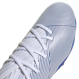 Las botas de fútbol adidas Nemeziz 19.3 Fg Jr EG7245 gris plata 3