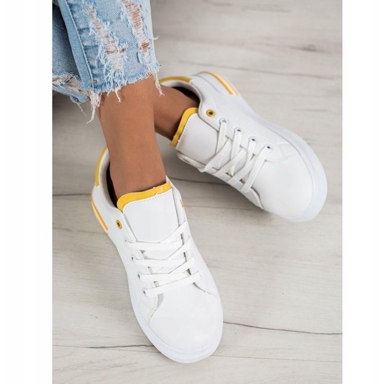 SHELOVET Zapatillas de deporte atadas de moda blanco amarillo 2 SHELOVET Zapatillas de deporte atadas de moda blanco amarillo 2