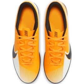 Zapatos de fútbol Nike Mercurial Vapor 13 Club Tf AT7999 801 naranja naranja 1
