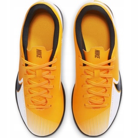 Zapatos de fútbol Nike Mercurial Vapor 13 Club Ic Junior AT8169 801 naranja naranja 1