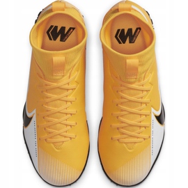 Calzado de fútbol Nike Mercurial Superfly 7 Academy Tf Junior AT8143 801 naranja amarillo 1