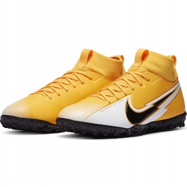 Calzado de fútbol Nike Mercurial Superfly 7 Academy Tf Junior AT8143 801 naranja amarillo 3
