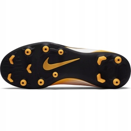 Zapatos de fútbol Nike Mercurial Vapor 13 Club FG / MG Junior AT8161 801 naranja amarillo 8
