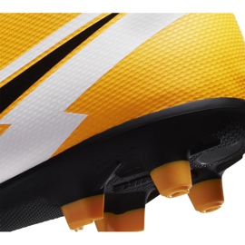 Zapatillas de fútbol Nike Mercurial Superfly 7 Club FG / MG Junior AT8150 801 naranja amarillo 6