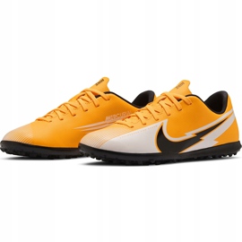 Zapatos de fútbol Nike Mercurial Vapor 13 Club Tf Junior AT8177 801 naranja amarillo 3
