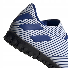 Adidas Nemeziz 19.4 Tf Junior blanco y azul zapatos de fútbol FV3313 multicolor 6
