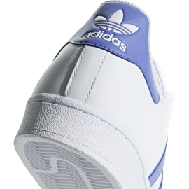 Blancas zapatillas de hombre adidas Superstar G27810 blanco 4