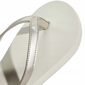 Zapatillas adidas mujer Eezay Flip Flop blancas F35034 gris 4