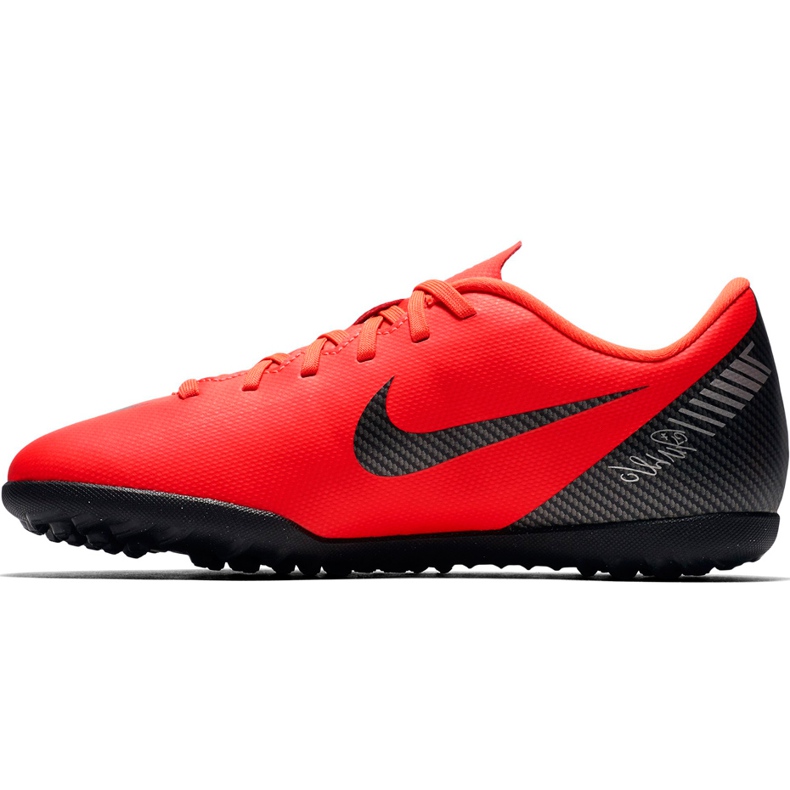 Calzado de fútbol Nike Mercurial Vapor X 12 Club Gs CR7 Tf Jr AJ3106 600 multicolor rojo 1