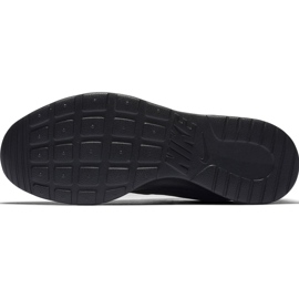 Zapatillas de mujer Nike Wmns Tanjun negras 812655002 negro 3