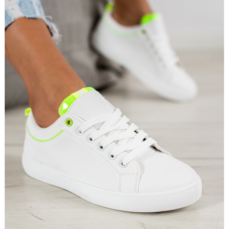 SHELOVET Zapatillas elegantes con cuero ecológico blanco 2