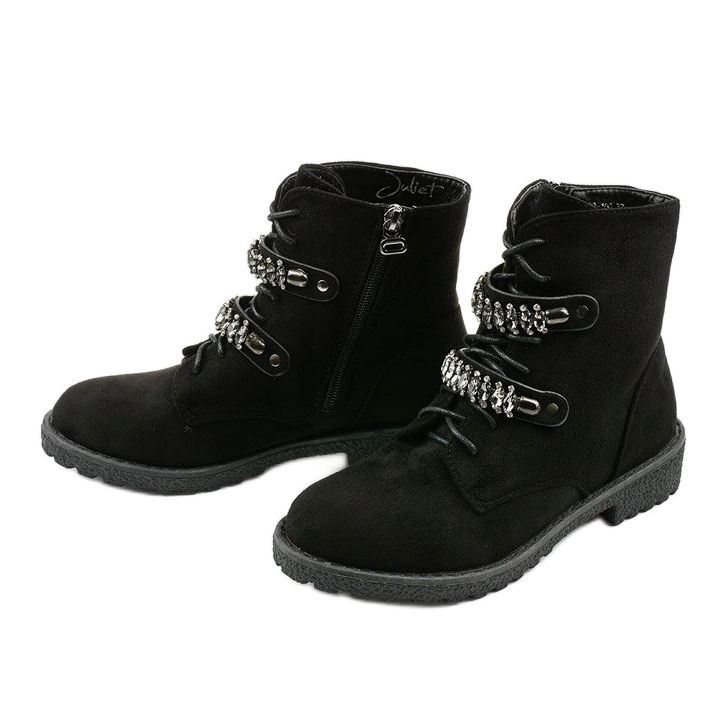 Botas negras con rayas decorativas de Ginoraya negro 2 Botas negras con rayas decorativas de Ginoraya negro 2