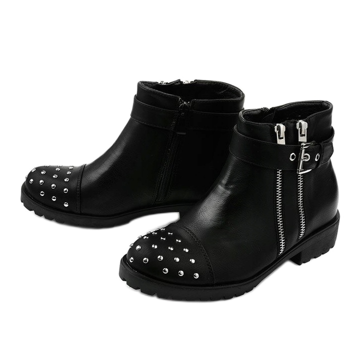 Botines negros con tachuelas Oress 2