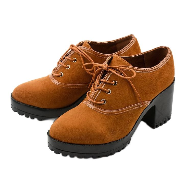 Botas camel atadas a un bloque Clearfall marrón 2