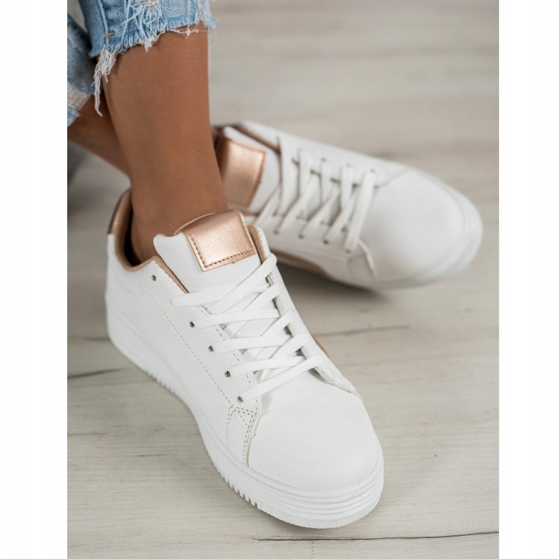 SHELOVET Calzado deportivo de moda blanco 1