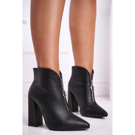 FG1 Botas de mujer en un talón con cremallera en la parte delantera Negro Save Me 5