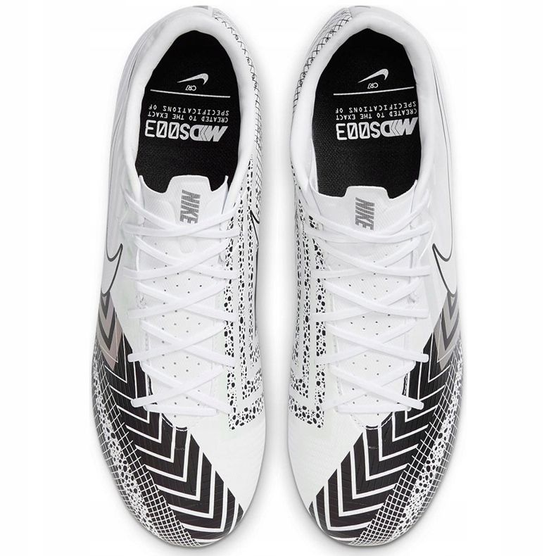 Calzado de fútbol Nike Mercurial Vapor 13 Academy Mds FG / MG CJ1292 110 blanco blanco 1