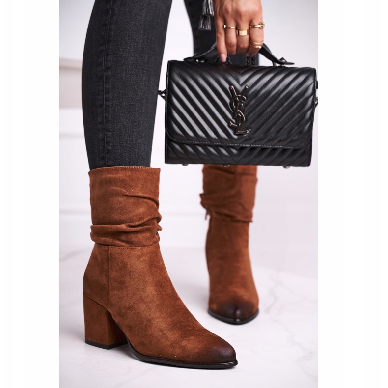 Vinceza Botas de gamuza ecológica camel con laterales en el talón para mujer marrón 2