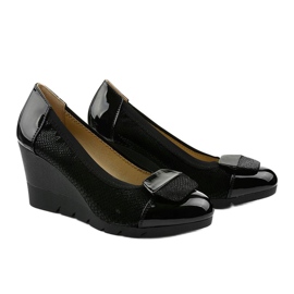 Bombas negras en la cuña Downreaver negro 1