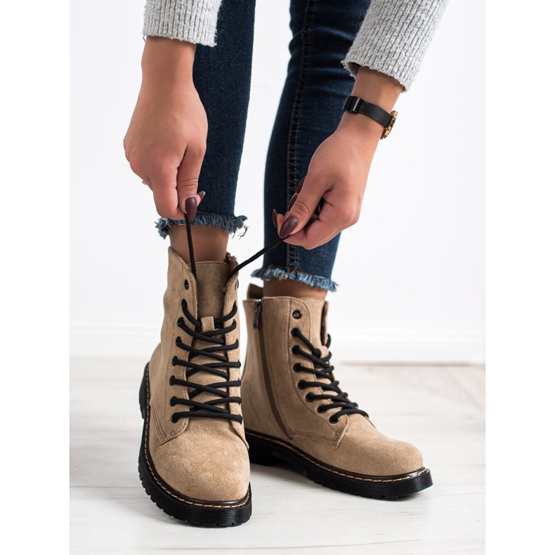 Small Swan Tramperos de gamuza beige marrón 1 Small Swan Tramperos de gamuza beige marrón 1