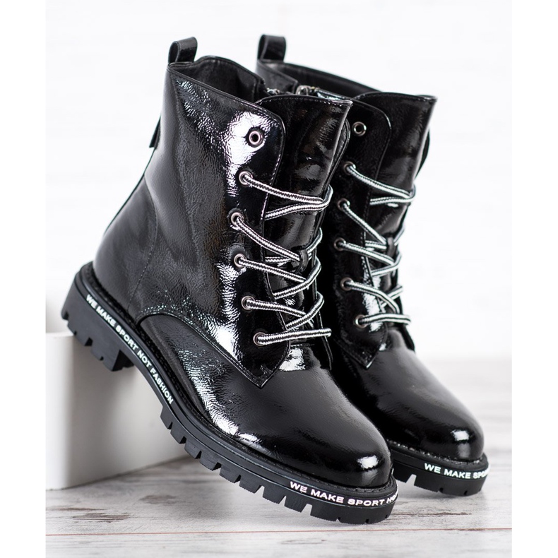 Goodin Tramperos barnizados blanco negro 2 Goodin Tramperos barnizados blanco negro 2