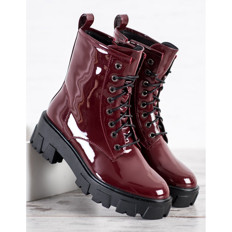 Goodin Trabajadores lacados rojo 2