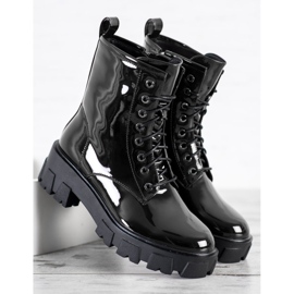 Goodin Trabajadores lacados negro 2