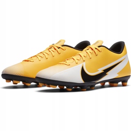 Zapatos de fútbol Nike Mercurial Vapor 13 Club FG / MG M AT7968 801 amarillo amarillo 1