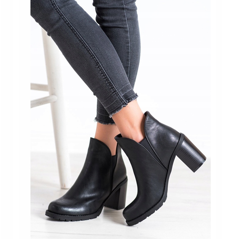Flyfor Botines chelsea negro 2