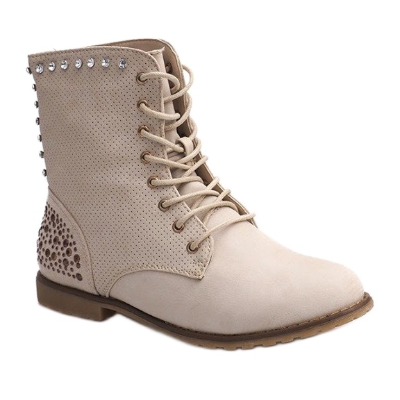 Botas caladas, ricamente decoradas 67526 Beige 1