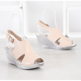 SHELOVET Sandalias de cuña beige 3
