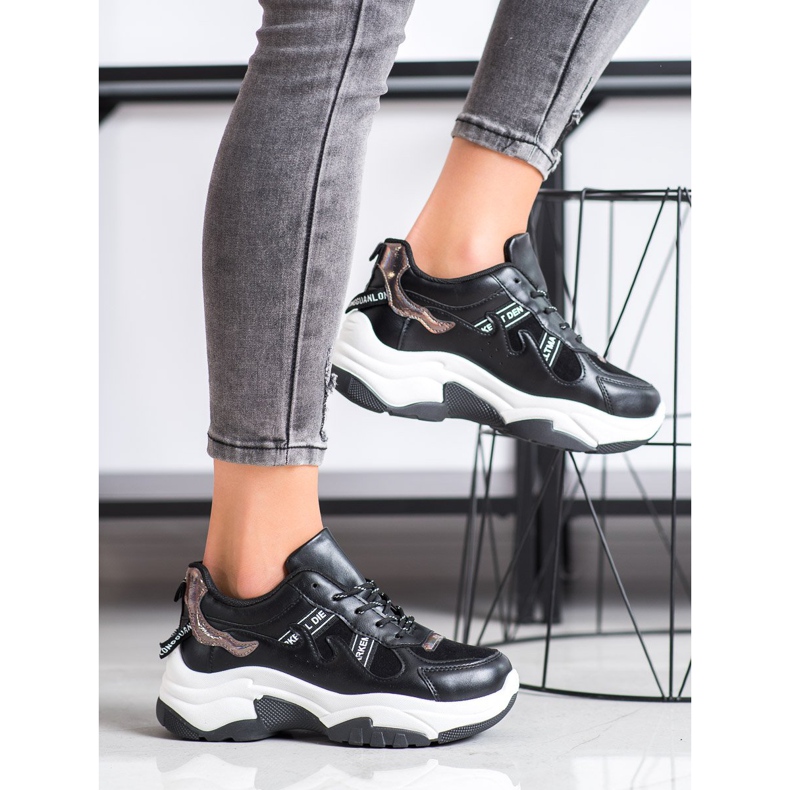 SHELOVET Cómodas zapatillas de cuero ecológico negro 1