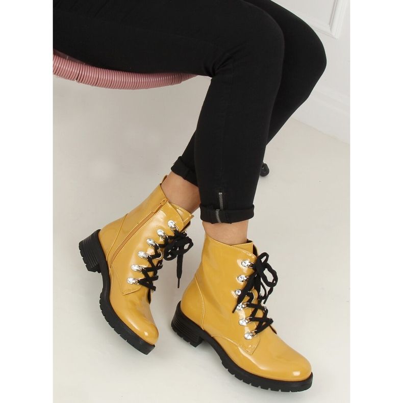 Bota lacada amarilla 7982-PA Yellow amarillo 1
