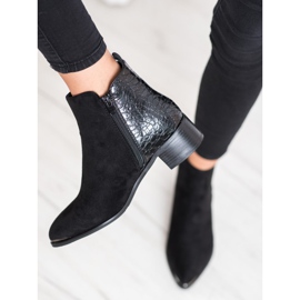 Kayla Botas con estilo en un poste bajo negro 2 Kayla Botas con estilo en un poste bajo negro 2