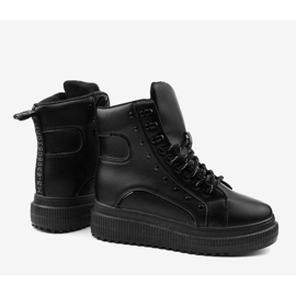 Botas deportivas negras en la plataforma Aethireisis. negro 3