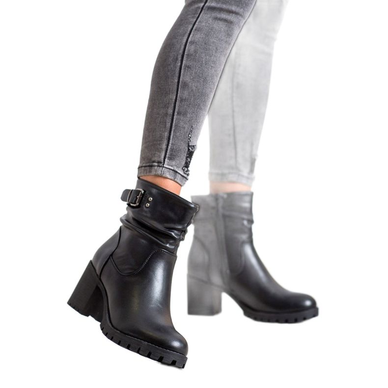 SDS Botas altas con aislamiento negro 1