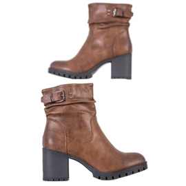 SDS Botas altas con aislamiento marrón 3