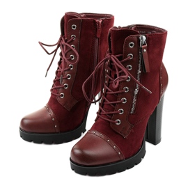 Botas burdeos en el puesto de Holaxalim rojo 2