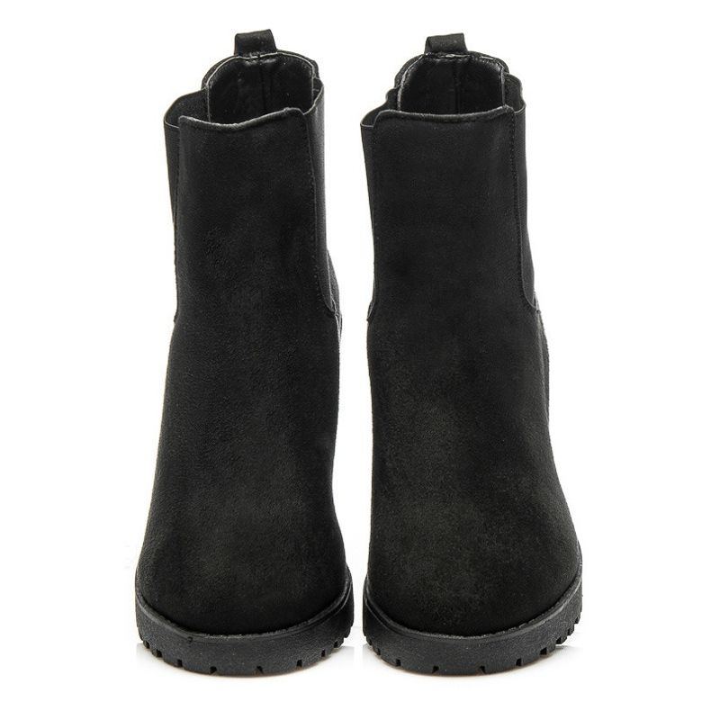 Queentina Botines chelsea en un bar negro 2