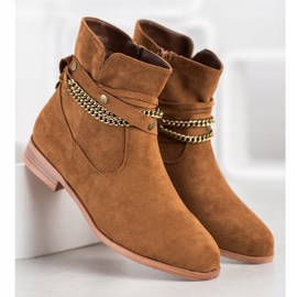 Cm Paris Vaqueras con una cadena decorativa marrón 1 Cm Paris Vaqueras con una cadena decorativa marrón 1