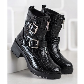 Super Me Trabajadores en un control deslizante de impresión de serpiente negro 1